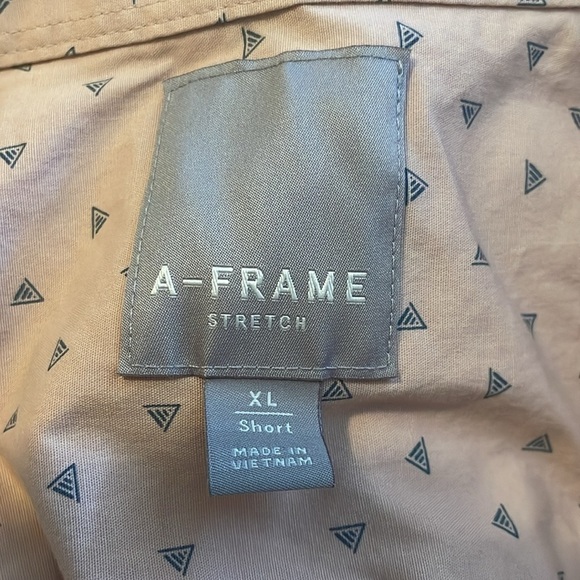 A-Frame mens pink short sleeve button down shirt size XL Short - Picture 6 of 8
